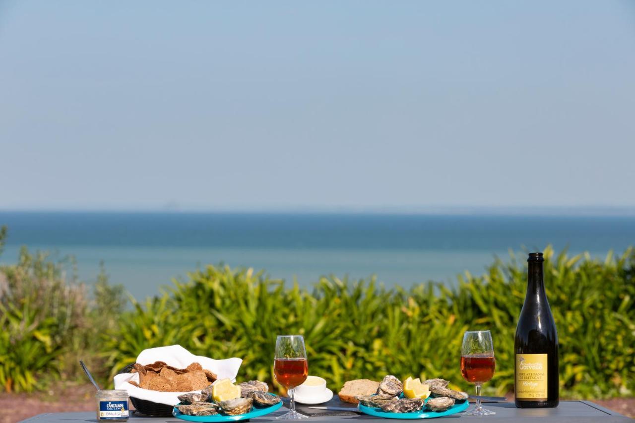 La Metairie-Du-Vauhariot - Vue Mer Et Mont Saint Michel - Piscine Chauffee - Acces Gr34 캉칼 외부 사진