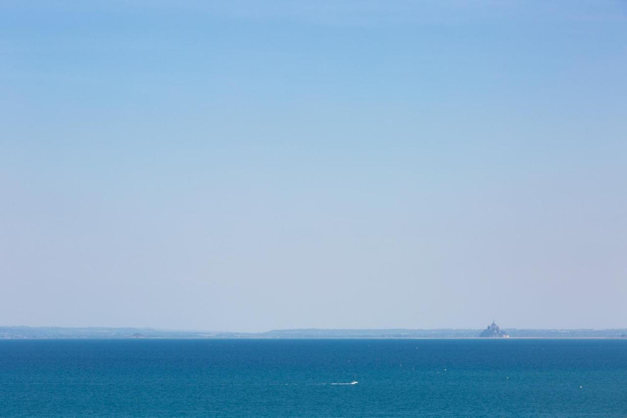 La Metairie-Du-Vauhariot - Vue Mer Et Mont Saint Michel - Piscine Chauffee - Acces Gr34 캉칼 외부 사진
